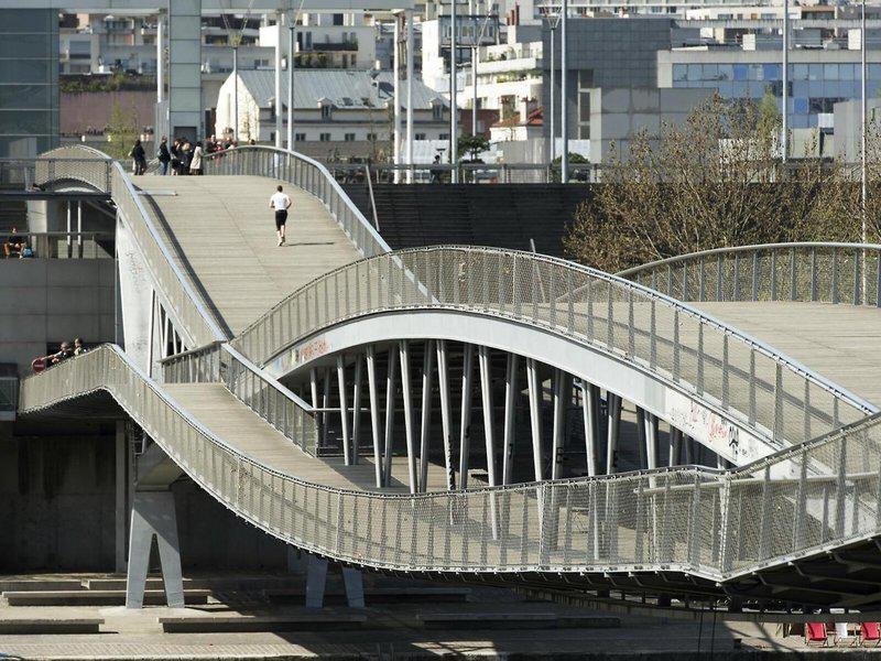 EE685248ACCDA75006A8DCBAB184C889