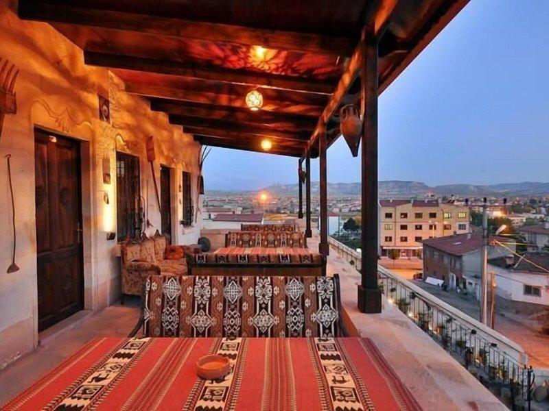 BEE5928CEEF103AD2BD3F4DAD8C5A444