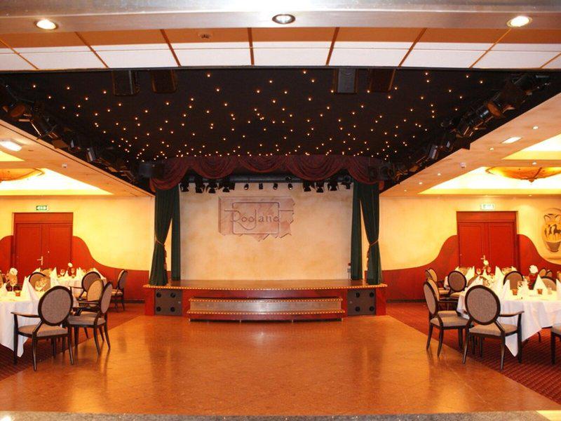 56CAE259C71E35A9C604C56A417F4E42