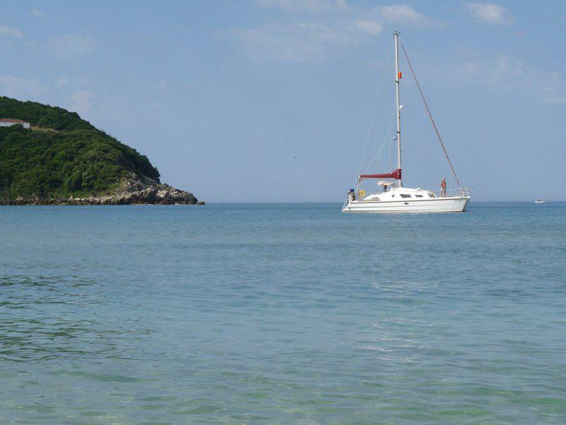 F4CDB43548B14D4F17F77D15784EE4D2