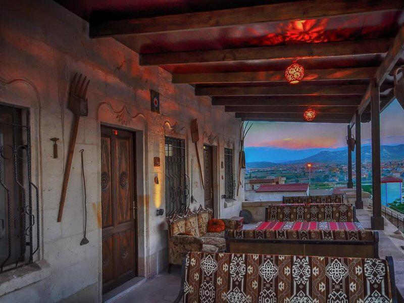 1CB2C726227C6E90D2E91E6A68E91656