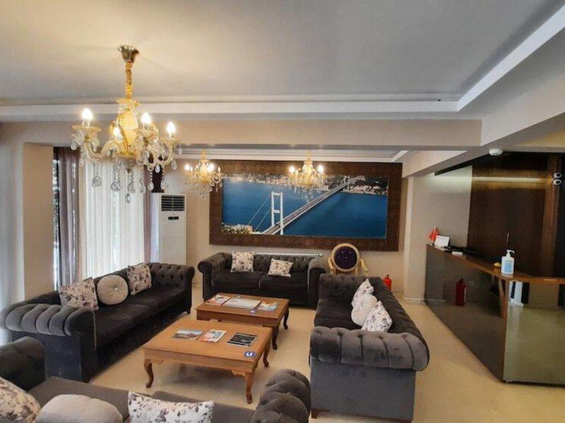 FC272656BF4536F3904371ACCB161E87