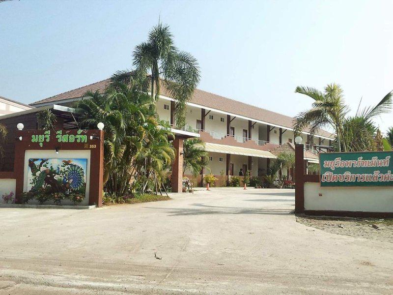 10EEB78CB2AA5F89A04141F28100E366