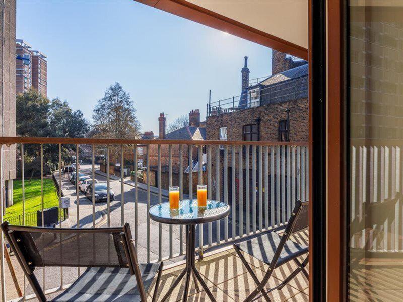 30DE267CF7D459706DA0F3796B91F5C3