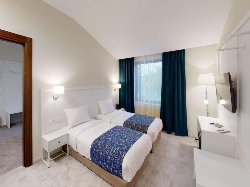 0EA7A303CC78D03D7E051869FA2E717C