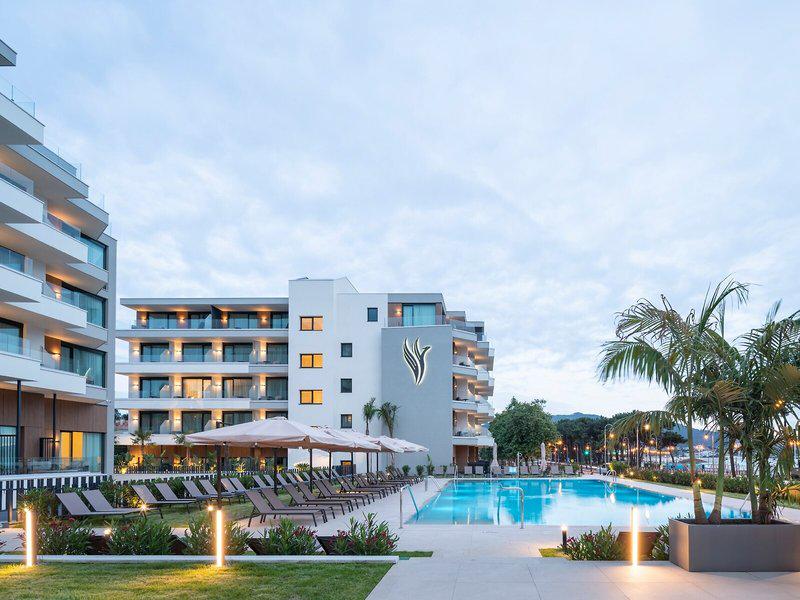 4DE9B617E3071C3BB4B60EB8C6F5F112