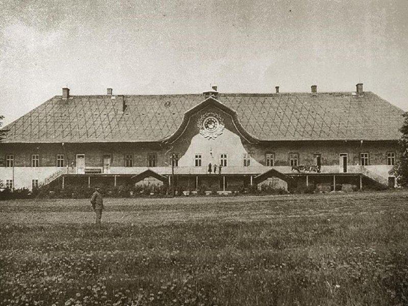 1A4ECBAA7C2FE1360ED7947E61675126