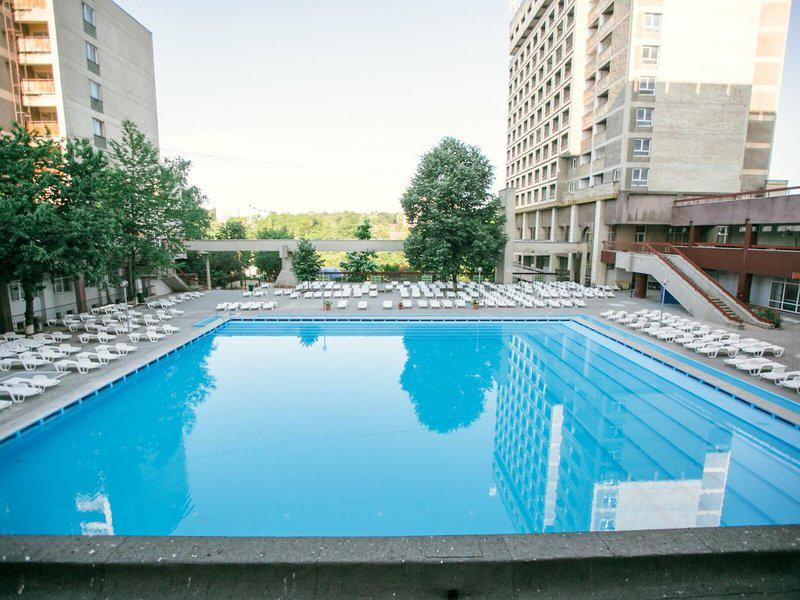 3BF9CC13F072BF4CFA4765BC71407E86