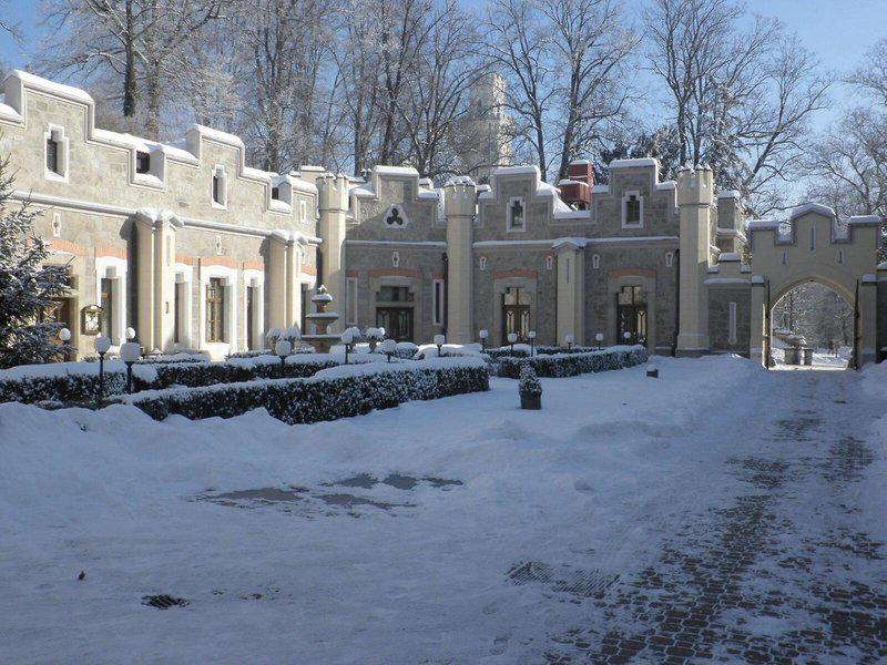 ADB569EA2F2BFD7F9942515BDAD15D73