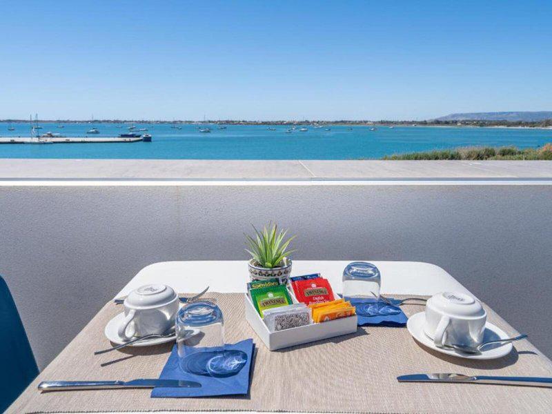 441ADD0D2E13740D72FDE5641AE5738F