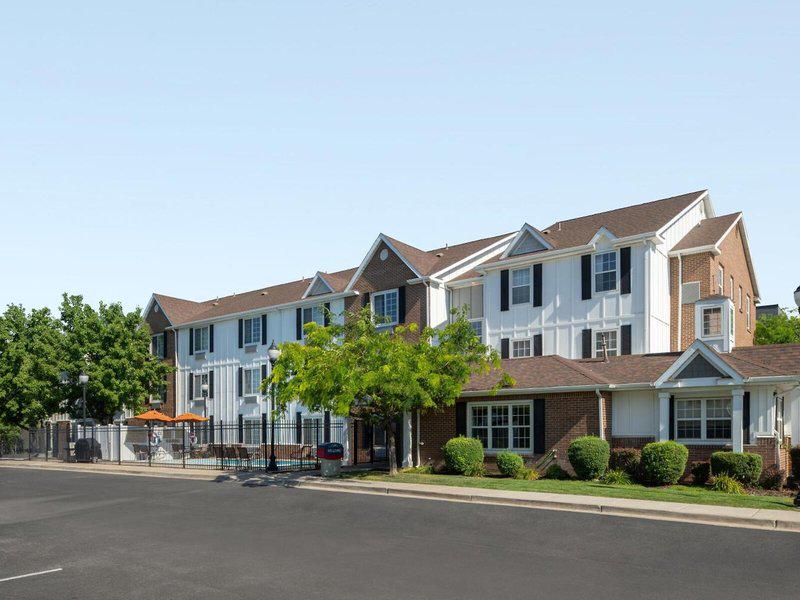 65A6405B712013DE3BCACD51B15C8C1C