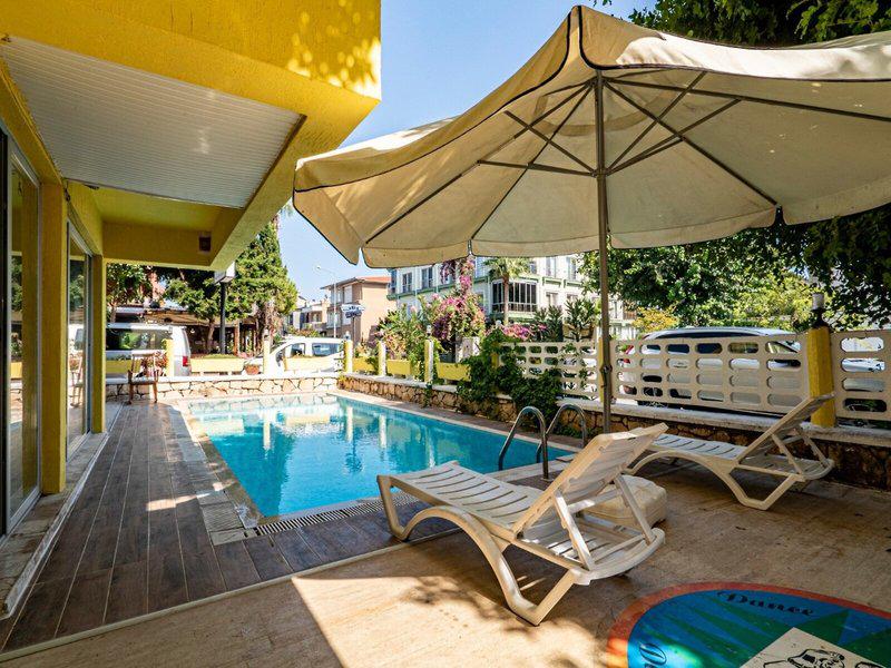 E4F9AF8D98E997B8094CBEDE674E4281