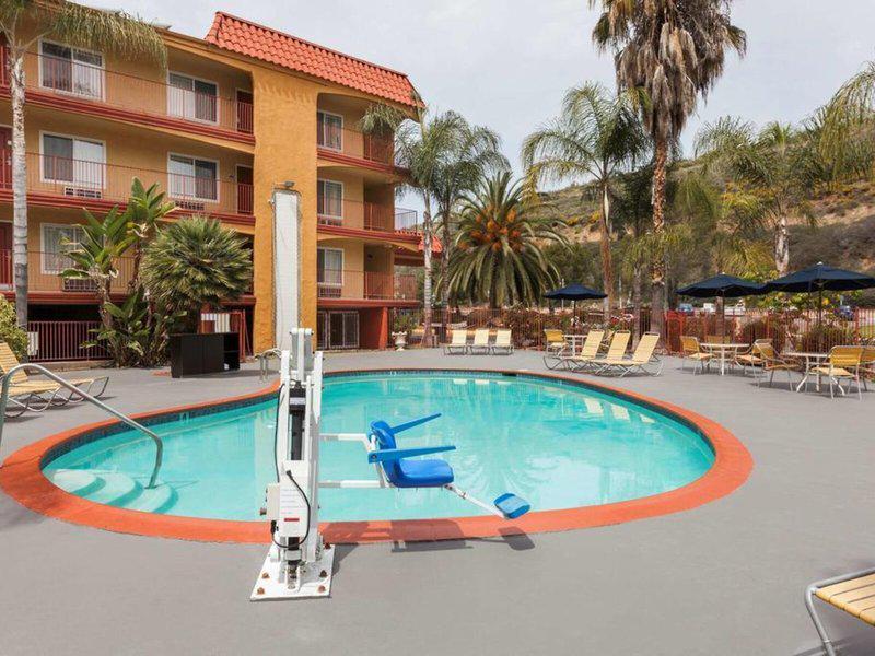 0194B3F610B81743486E8E30BF331C2B