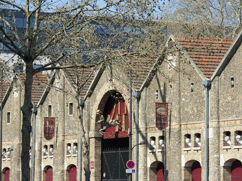 AB10AC57E9DF39D2360C457A5ABD557E