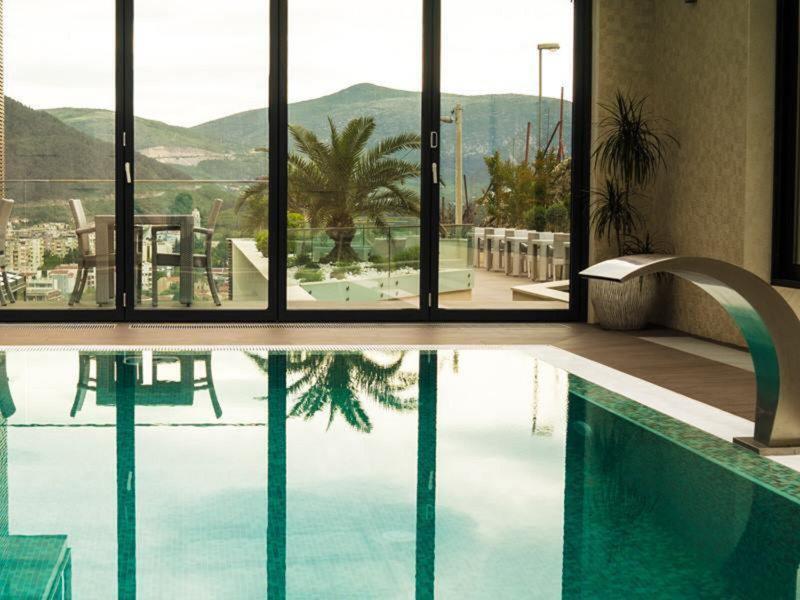 F7A7529A80C75DF62E65F02E9A2CFE47