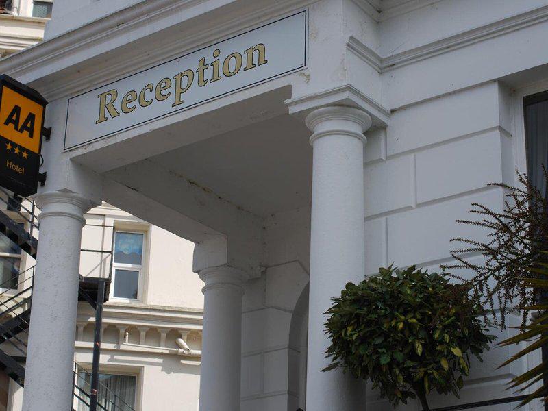 732EE83E69F5F77E61C8B6548D916B64