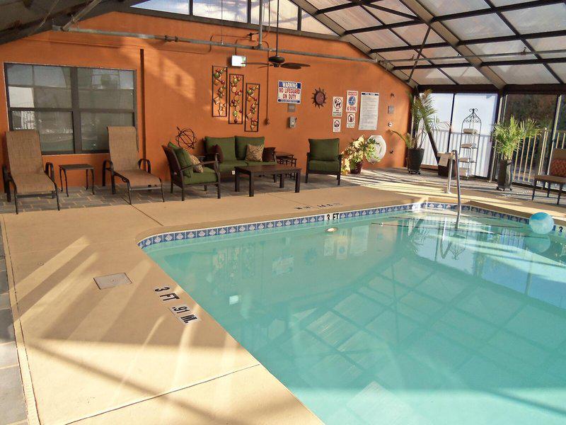 A6E43D955AAF3B5D7ABE99401E42402D