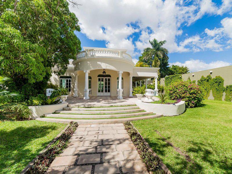 4572067612CBB8D9AD732D5076DB53AA