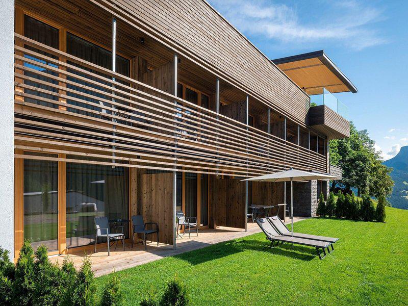 67BCC0230E3528A5E0B27DE71C32A2C0