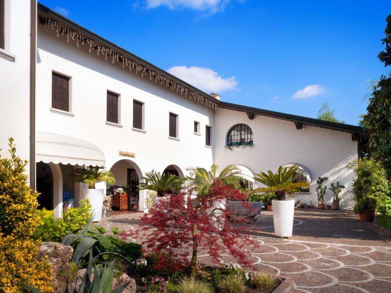 0C6F41B0820B18F569E0D6DCDCBF67DD