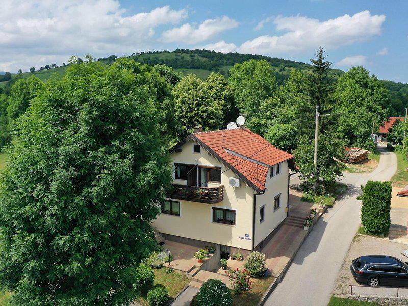 BAB164DEDD8D52C815FB87AFB93D59E1