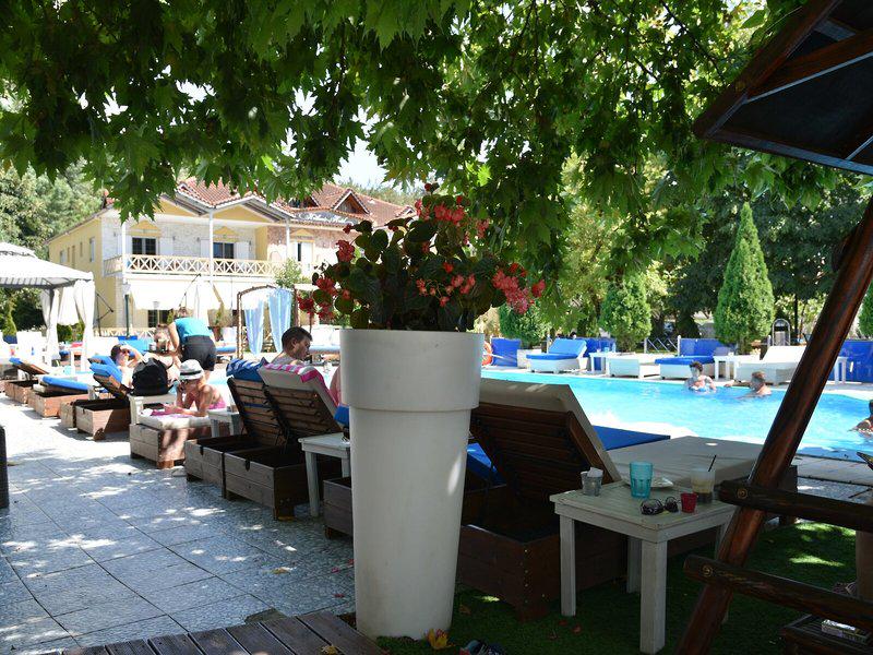 1B0723FC65BCFE215E799878F4FFD1D9