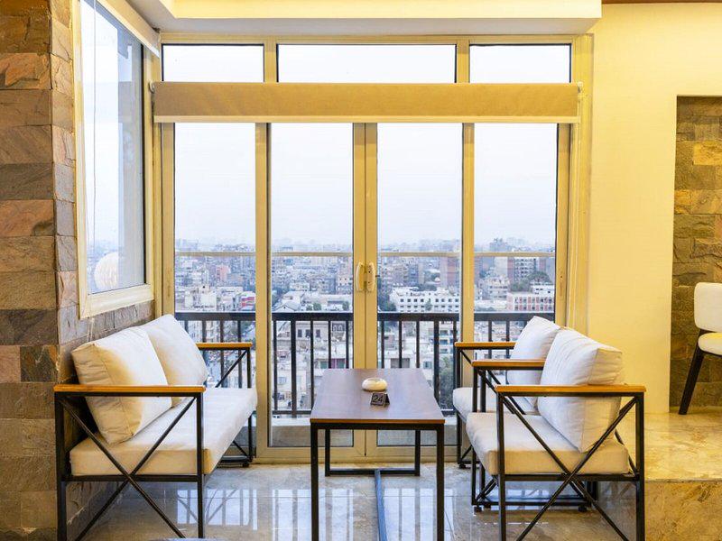 EA9CCD88377145A5D6E1E0C503E8994D