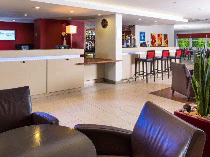 1C8AD043FDF581C87E5DC845AA1AEECF