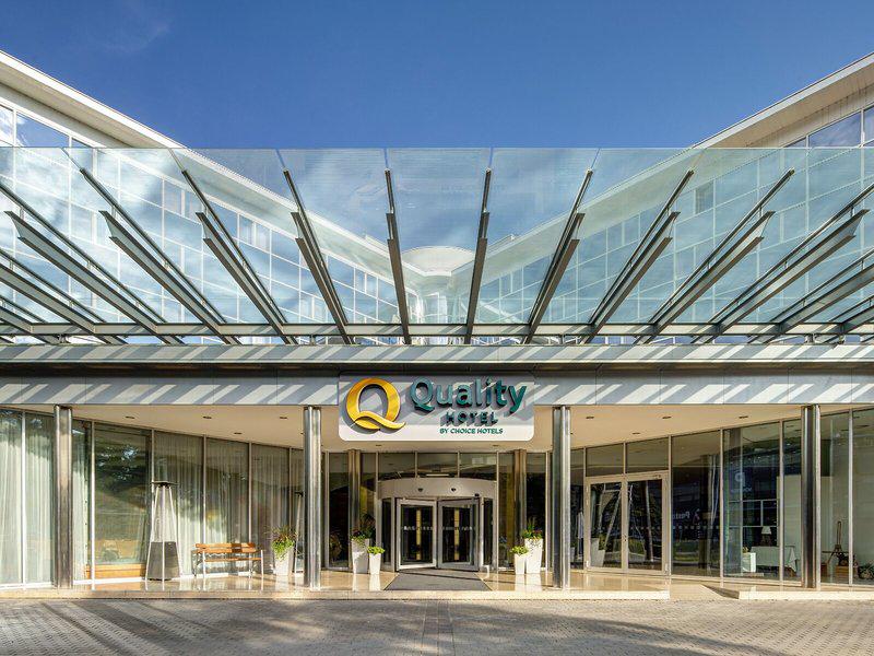 690445AF67EE4F7FBA114081AA96D44A