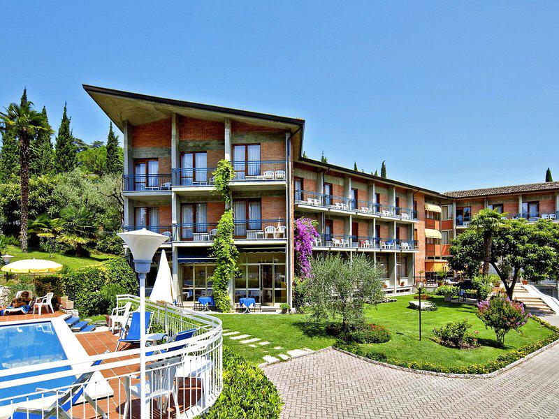 46B08B70FA385458914BFF7762A413AF