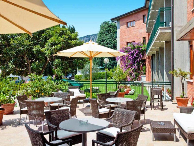 A4DFFD6B1EC8F22A4ABB695AF3506D8D