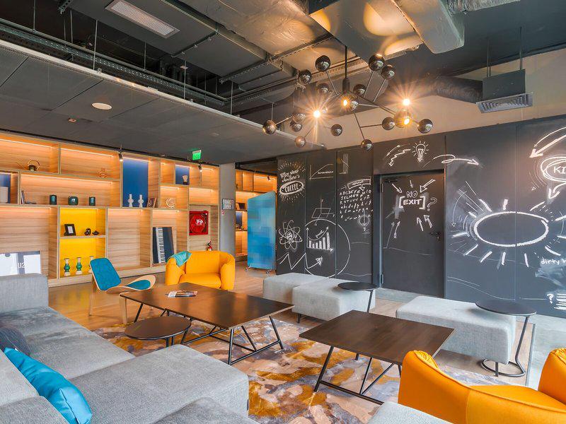 B6BDD38D7098D506FD3F2F4355294400