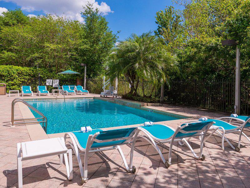 72ADFC64553C17BD0CE6A73193C3831B