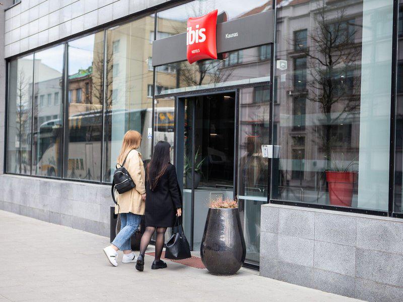 F5E16C4F55BF71C4898F0F9B24BBB39E