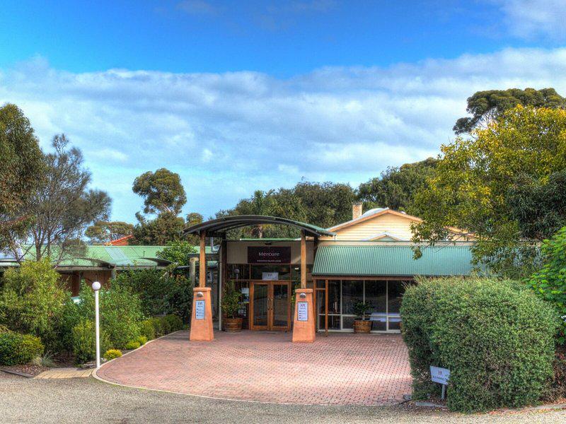 E2A295D5309528B78D1756C3457ACC1F