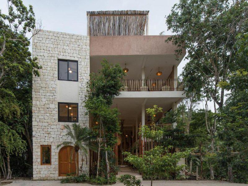 5AF83DA87B5174131C4B54B7D0A45DC3