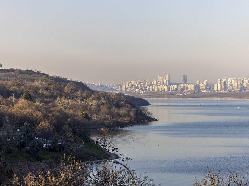 095FD6FF51A366930184F74EB78D7076