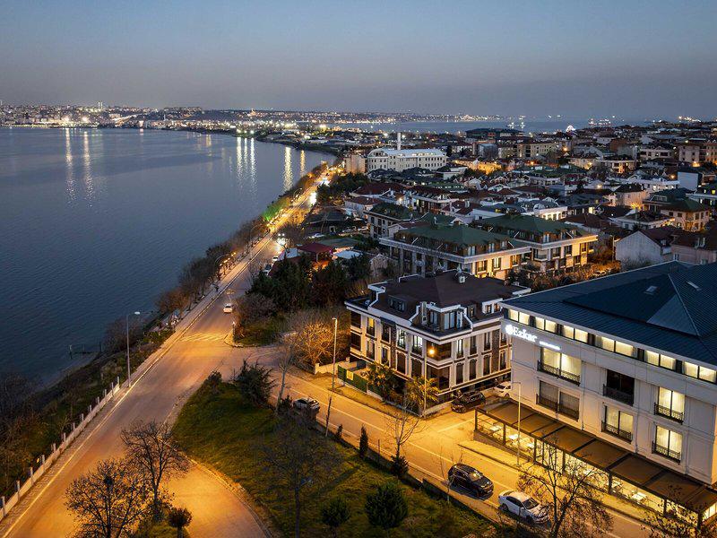 B994AA863A8324D4738438ACE0E1F9F3