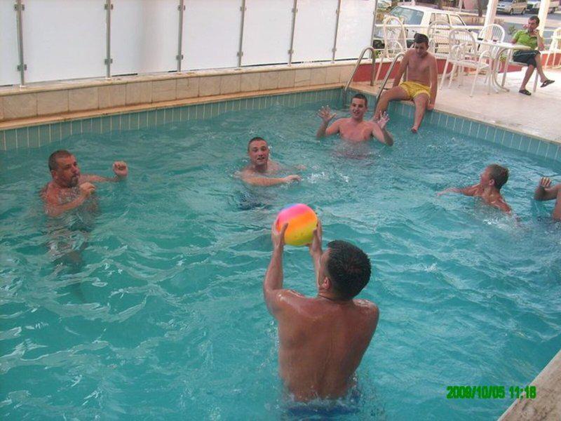 9DD05619623FCAEF8C39F94BBCEA3BA3