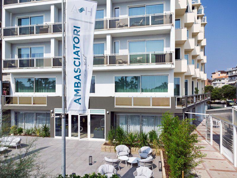 EB657B0B007B057682F3A2C03DE20302