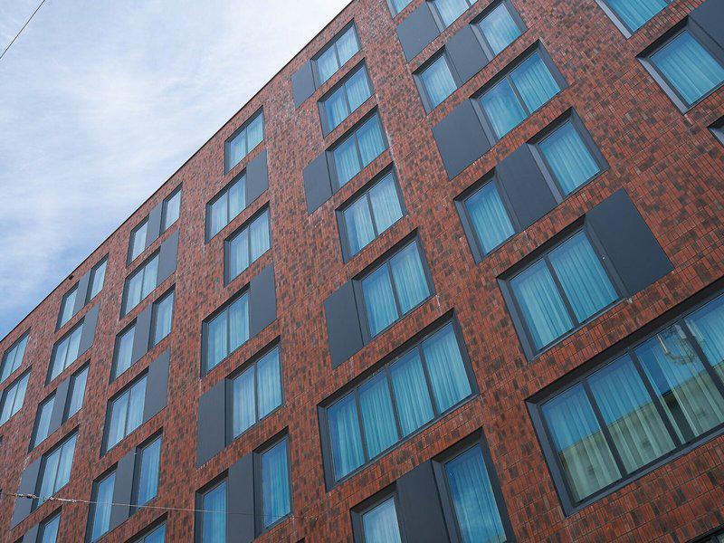 70241DE350D5F4279CB48188AC33835C