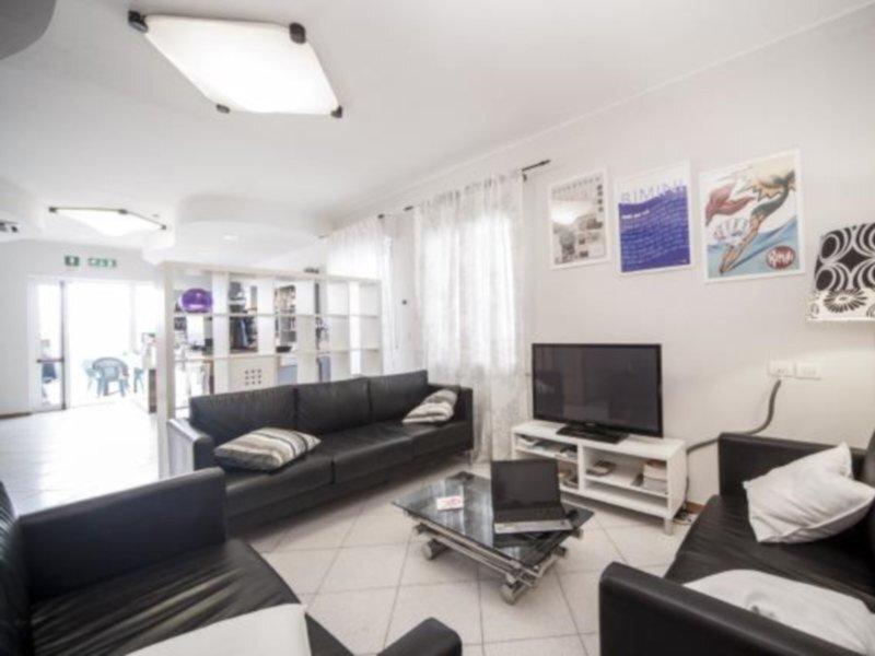 F39D6287D69AB0EA50C77CB38EC8B6CC