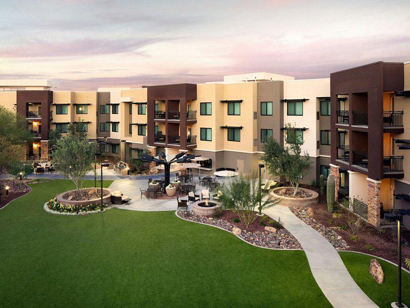 974A096E21C0B25B1B9E6720975291FB