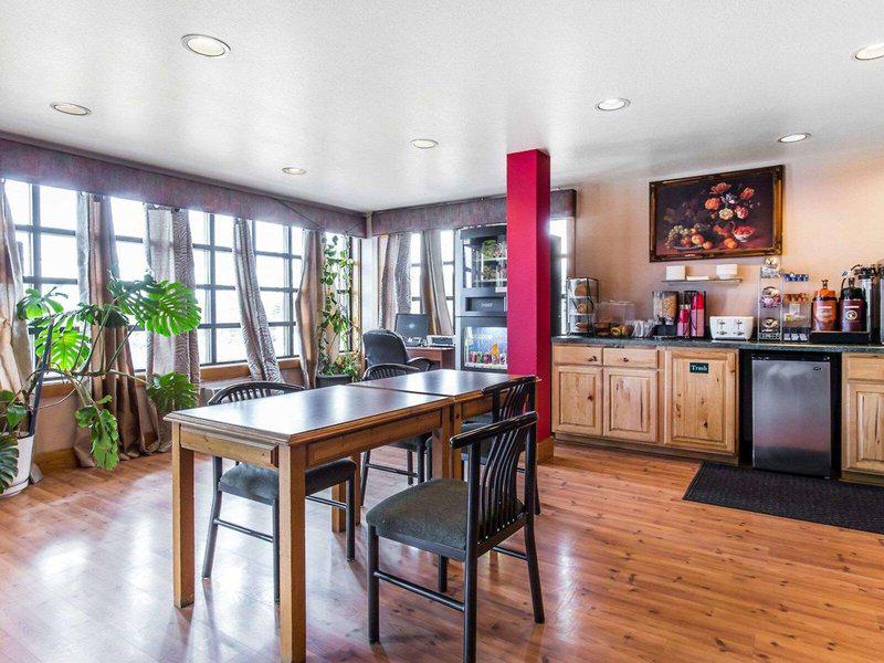 2E785C53DCD79224A1BEAA6F67A72425