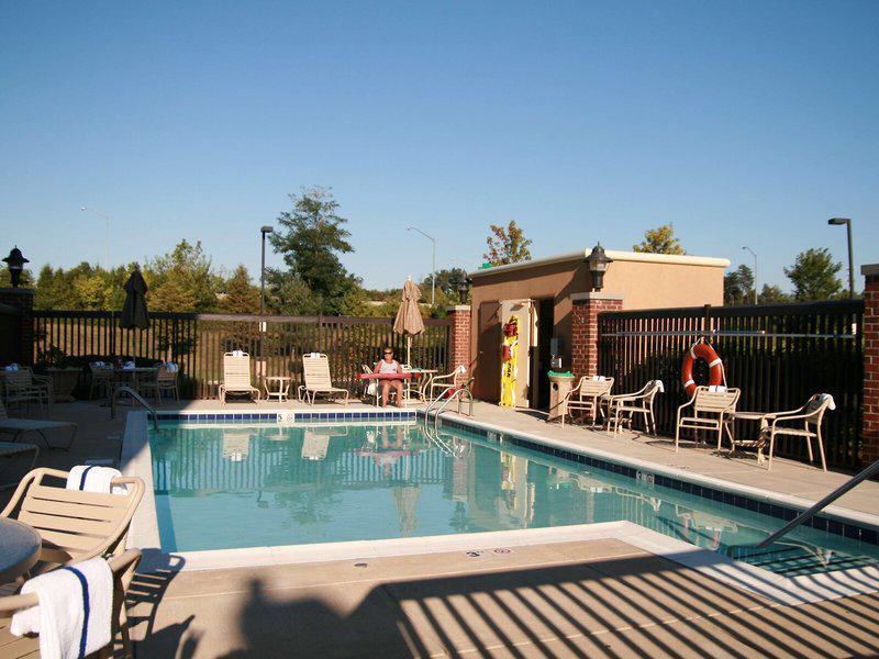 E3D699BC73AA6A25889F5D77F5D6CCCA