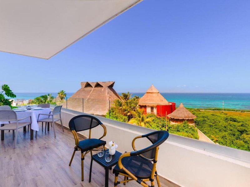 F3031E55D56F48FD9D9D3AA84A699D79