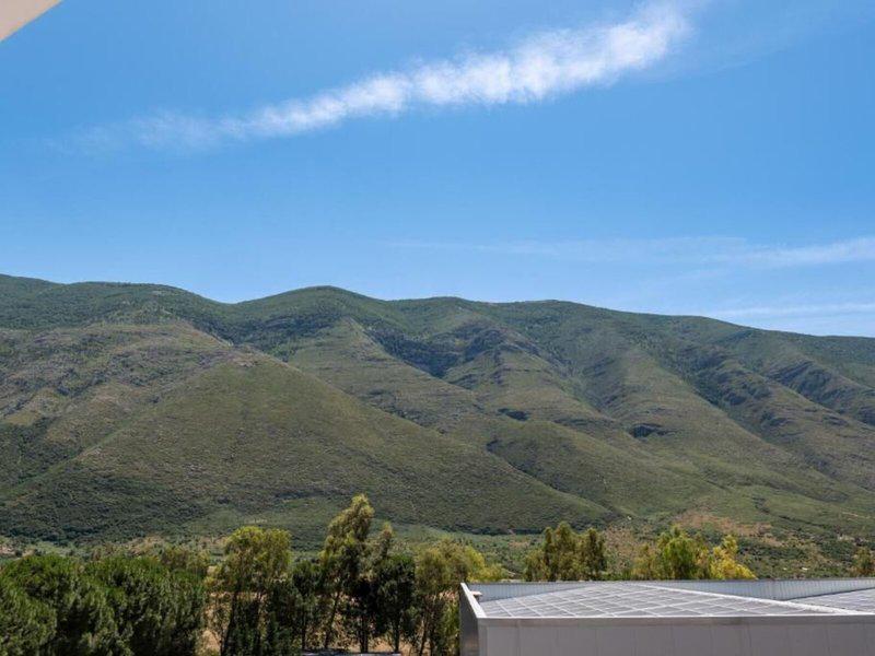 Acros Resort