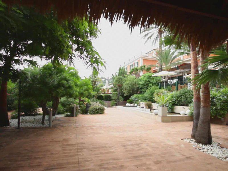 354EDDD9F0163BF795E3C7BAF3ACCF04