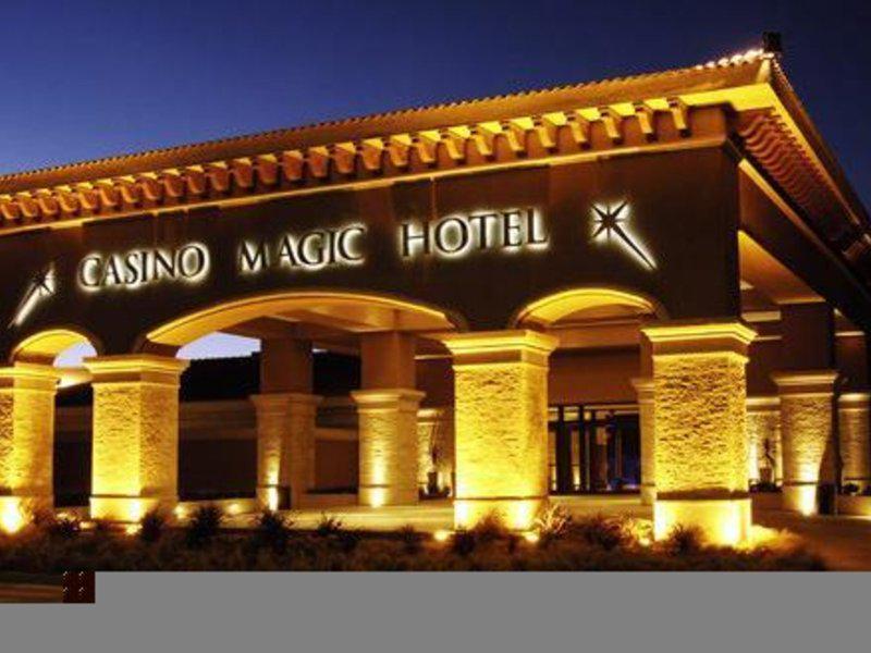 2E8215B672A88A421432055BE3B6CD8D