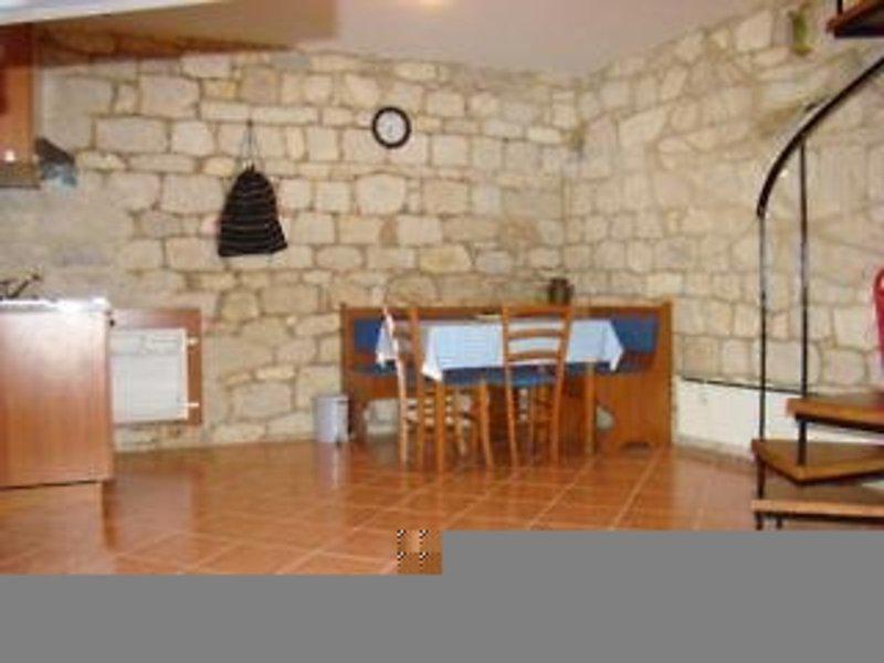 E4A8DDC39205B6AAB88A11F2BB360062